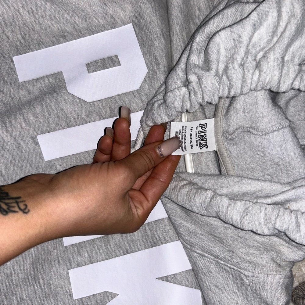 VS hoodie